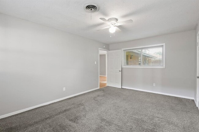 Building Photo - 1510 Narcille St