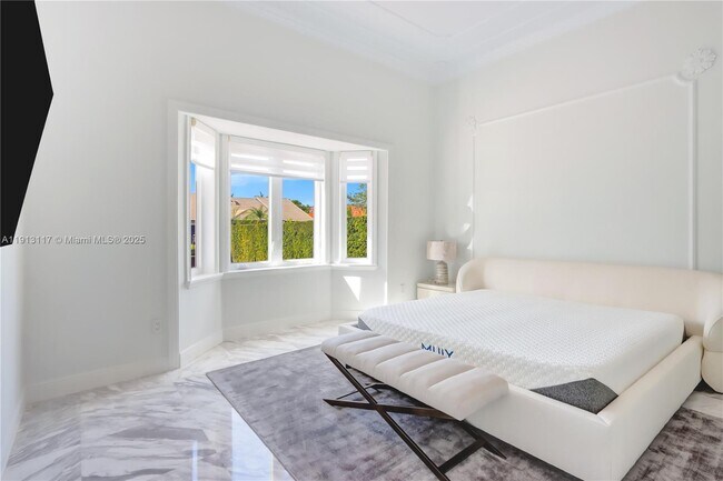 Building Photo - 3191 SW 133rd Ct