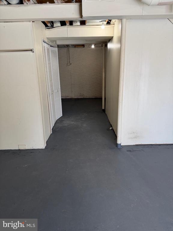 Building Photo - 1243 Peggy Dr