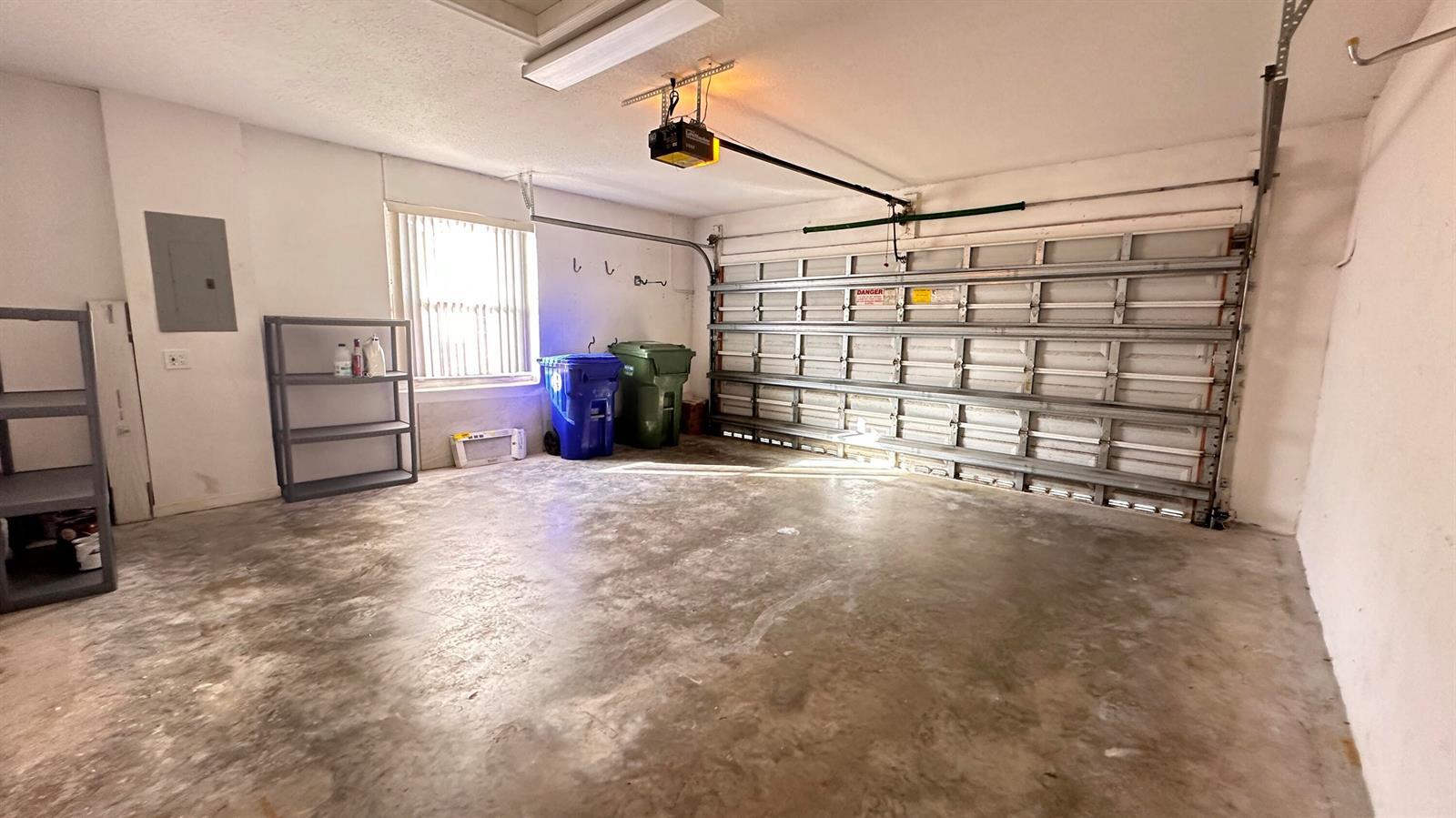 Building Photo - 19010 SW 10th St