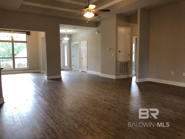 Building Photo - 23738 Havasu Dr