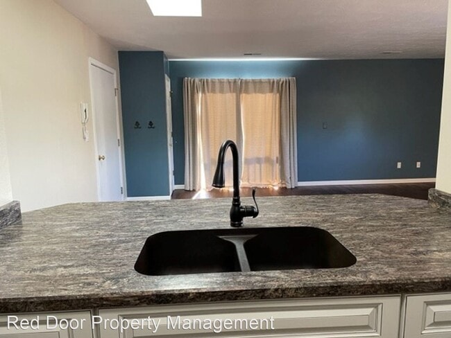 Building Photo - 2 br, 2 bath House - 1117 14th St. S Apt 2