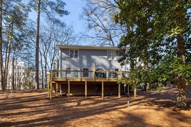 Building Photo - Newly Renovated 2 Bed, 1 Bath in Downtown Wake Forest!