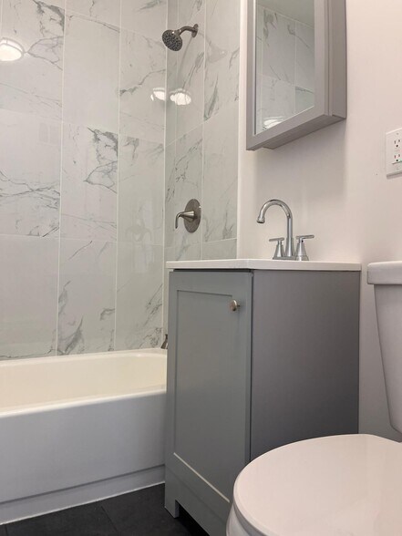 Building Photo - 117 Wade St