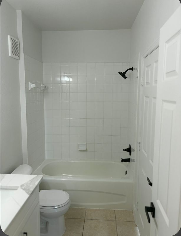 Building Photo - 1747 Sophias Dr