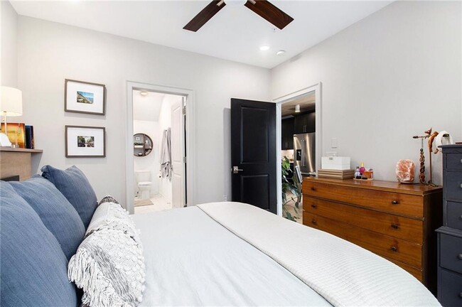 Building Photo - 395 Pratt Dr SE