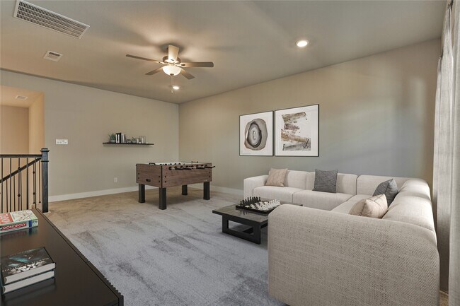 Building Photo - 1716 Encino Blvd