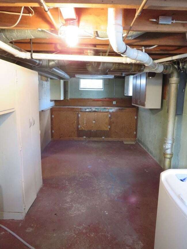 Building Photo - 3220 Primrose St