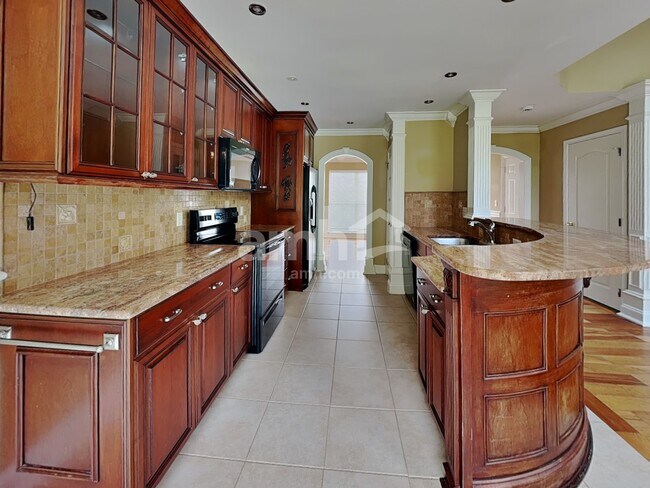 Building Photo - 4913 Cardinal Grove Blvd