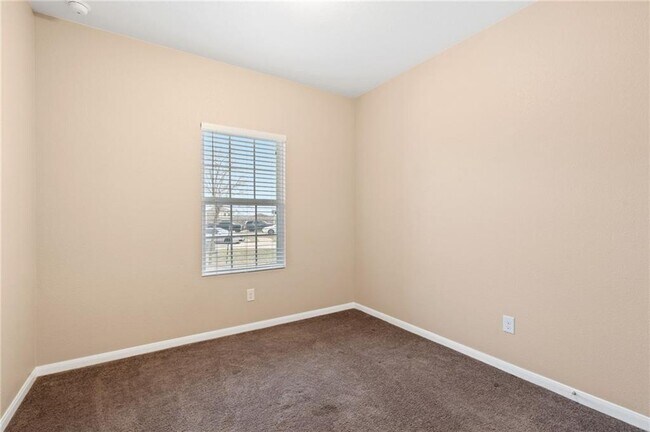 Building Photo - 149 Exeter Cove