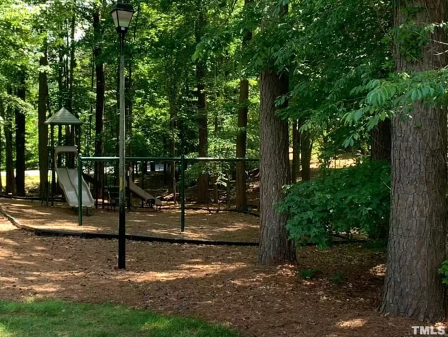 Building Photo - 4805 Lancashire Dr