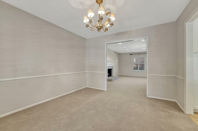 Building Photo - 7398 S Hudson Way