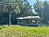 Building Photo - 159 SW Elizabeth Ct