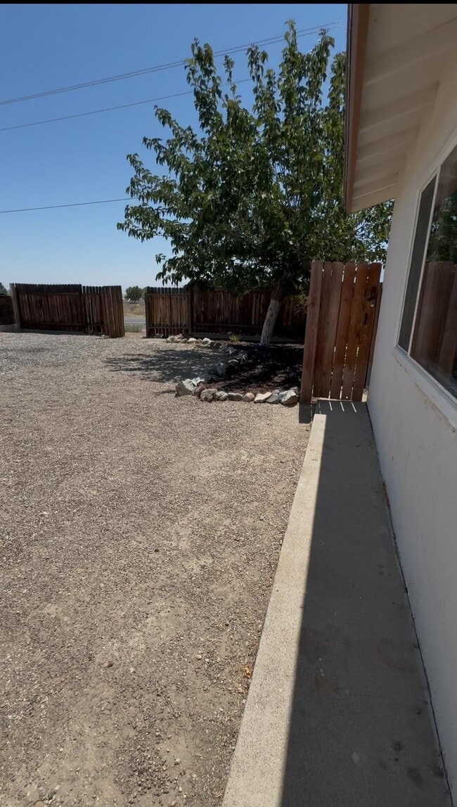 Building Photo - 30221 CA-33