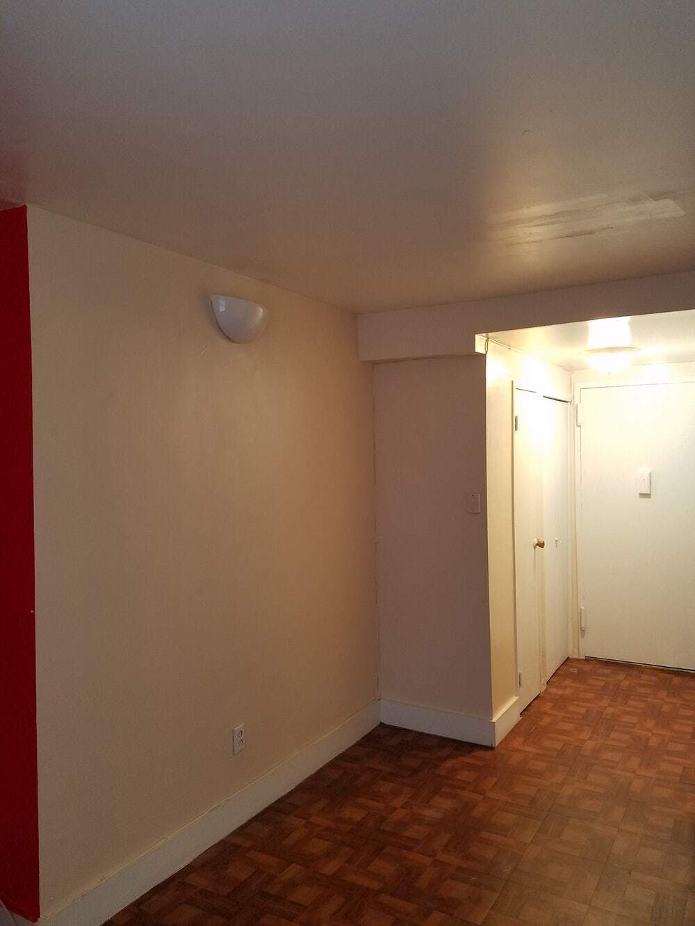 Entryway - 167 Sands St