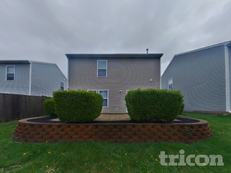 Building Photo - 7922 Hydrangea Ct