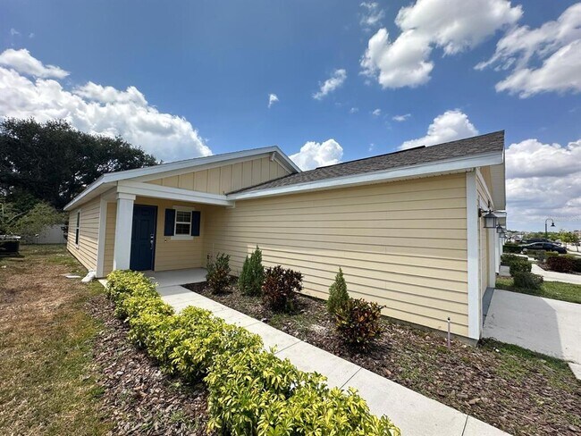 Building Photo - 1978 Ancestry Trl