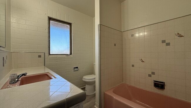 Building Photo - 21225 Wigwam Rd