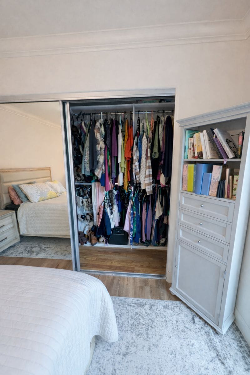 Double racks in closet - 3956 Texas St