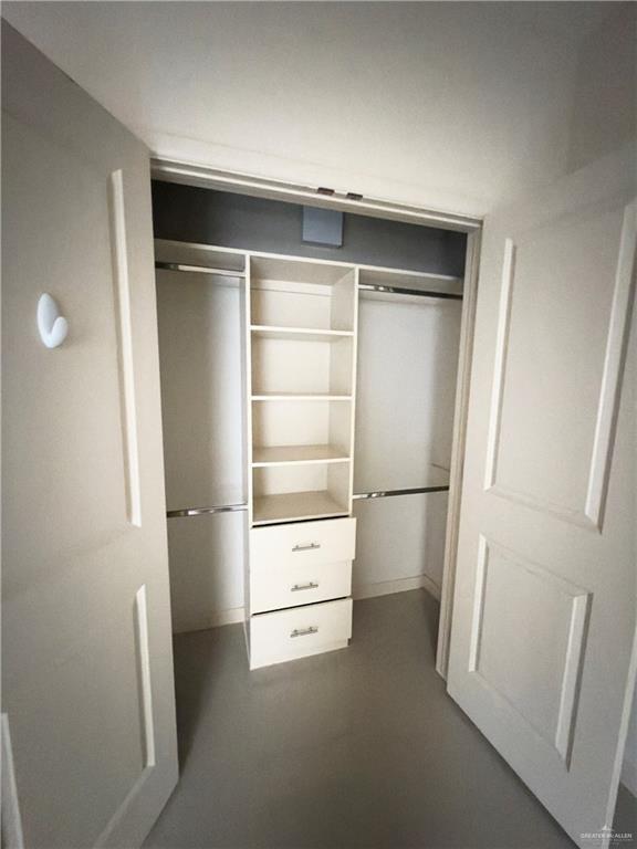 Building Photo - 15 Sabercat Ave