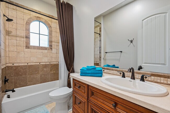 Building Photo - 12131 E Cloud Rd