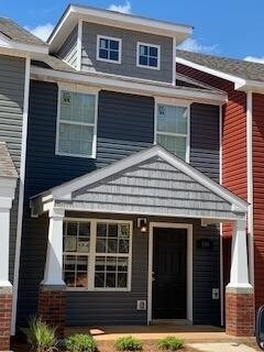 Primary Photo - 184 Alexander Blvd