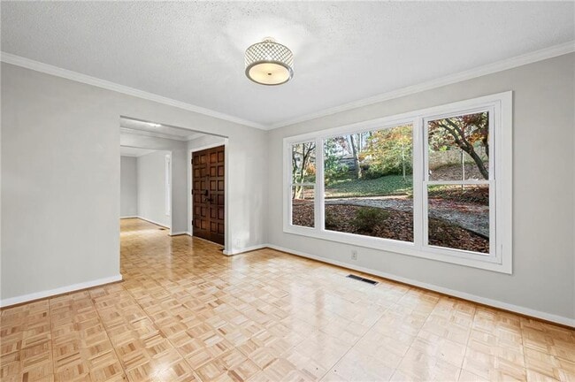 Building Photo - 2710 Margaret Mitchell Dr NW