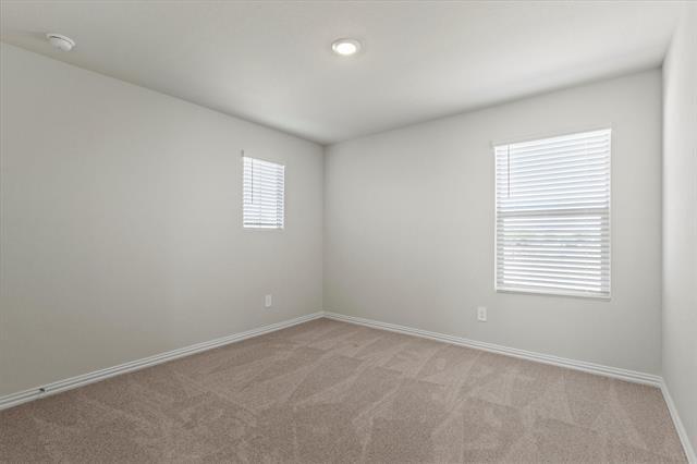 Building Photo - 1244 Bellflower Rd