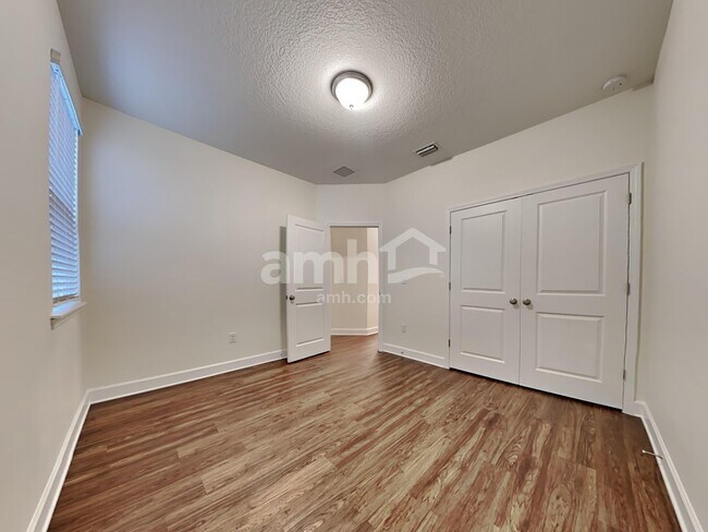 Building Photo - 105 Moultrie Crossing Ln