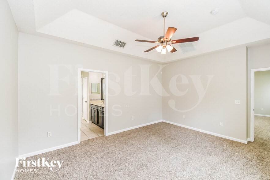 Building Photo - 4007 Leatherwood Dr