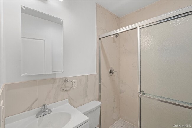 Building Photo - 213-41 38th Ave