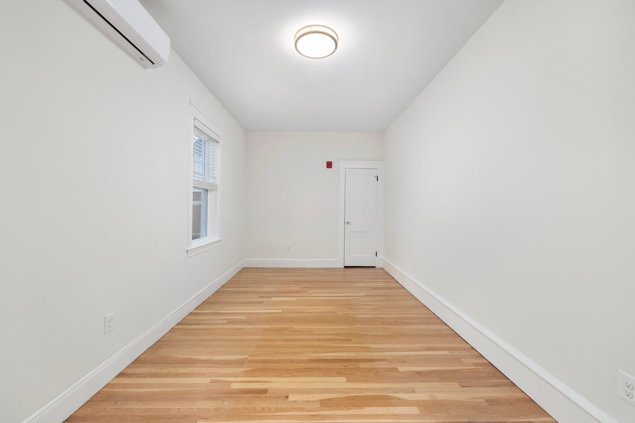 Bedroom - 54 Sutton St