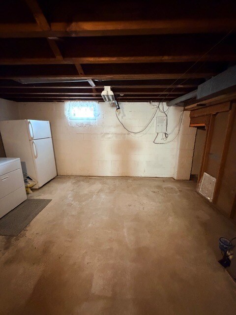 Building Photo - 115 Longview Dr