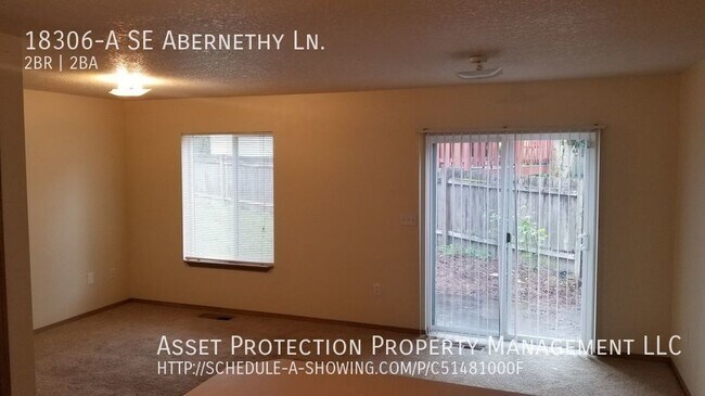 Building Photo - VIDEOTOUR: Abernethy Place Welcomes You! N...