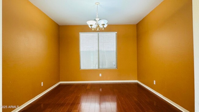 Building Photo - 1634 W Pelican Ct