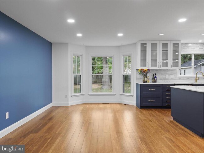 Building Photo - 1012 Richmond Dr