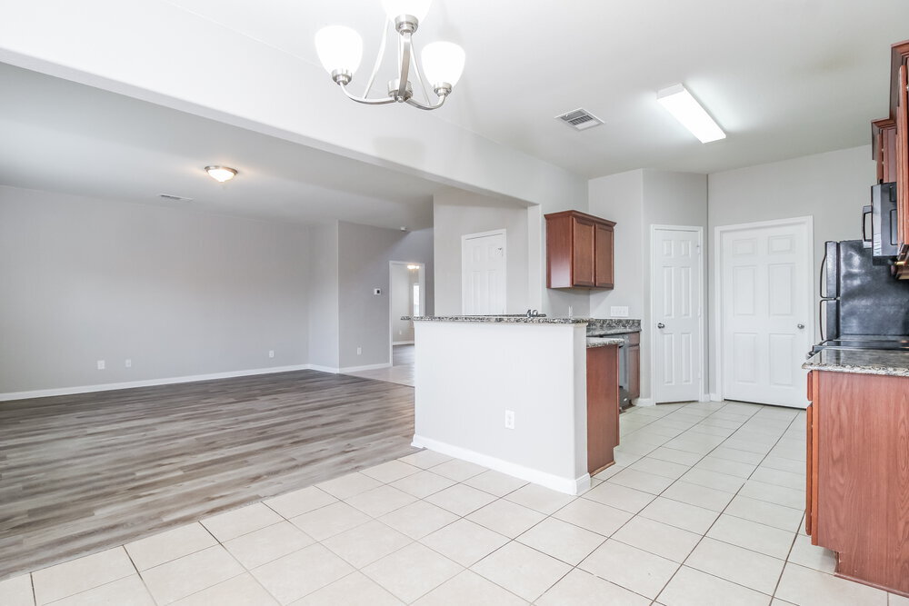 Building Photo - 309 Meadow View Ln