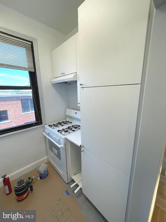 Building Photo - 1010 25th St NW