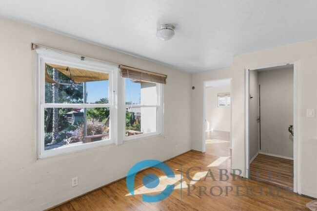 Building Photo - 5425 Adams Ave