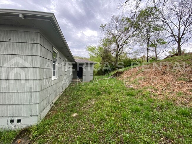 Building Photo - Home for Rent in Birmingham!!! Available t...