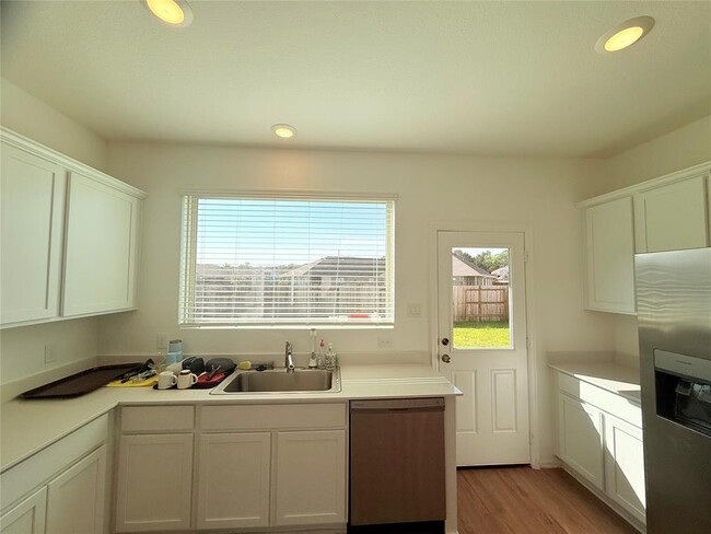 Building Photo - 6310 Barrington Clf Trl