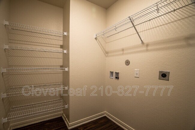 Building Photo - 772 Shoal Crk