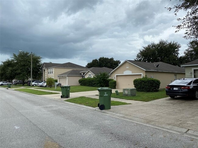 Building Photo - 2210 Nicollett Way