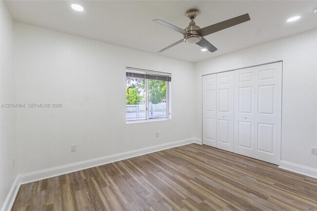 Building Photo - 30 NW 159th St