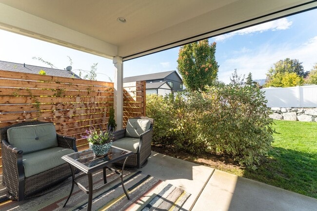 Building Photo - 3 Bedroom, 2 Bath Home