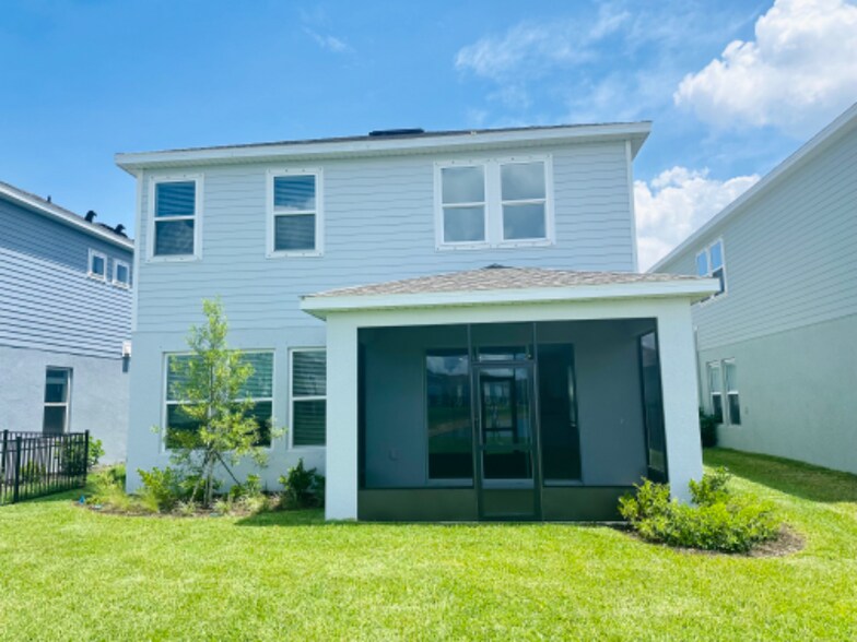 Building Photo - 5663 Equator Ct