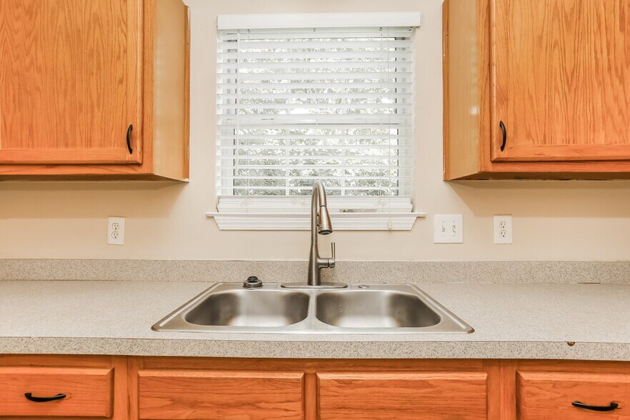 Building Photo - 3706 Wavetree Overlook NW