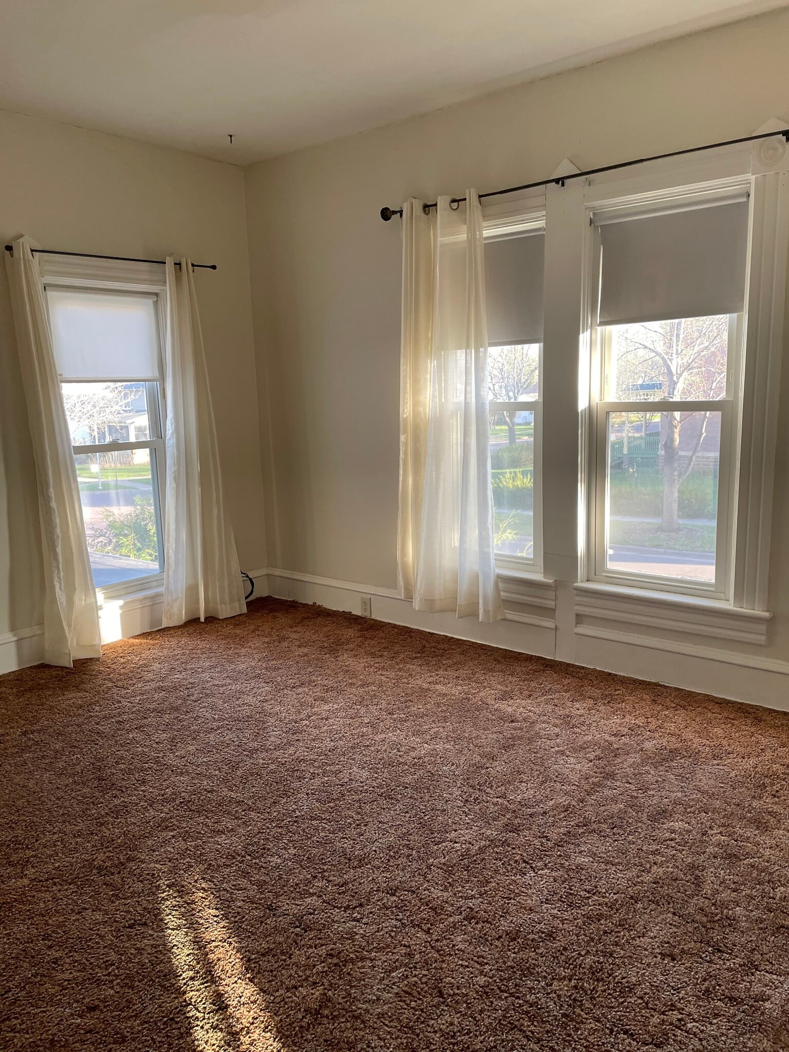 Building Photo - 407 Grace St