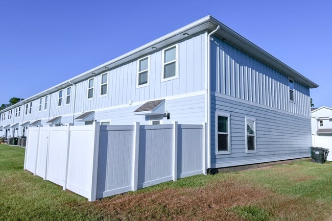 Building Photo - 8885 Brigade Trail