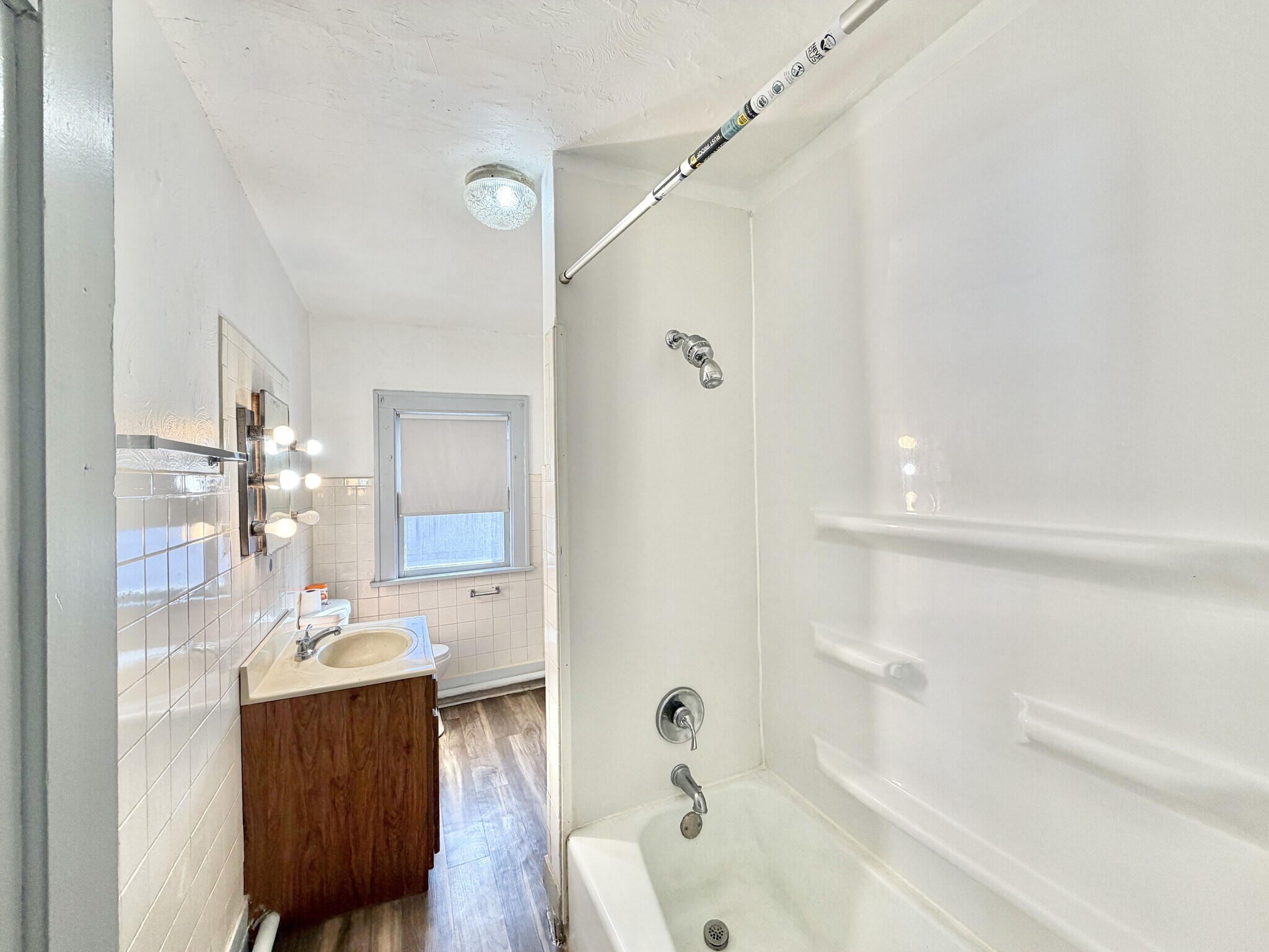 Building Photo - 603 S Jackson St